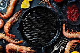 Uncooked Giant Shrimps On Dark Table Giant Shrimp Japanese Food Traditional Japanese Food Sushi