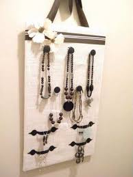 Diy peg board jewelry organizer awesome corkboard jewelry display: 15 Easy To Make Diy Jewellery Holders Wetellyouhow