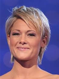 Zum ende ihrer tournee liess sich helene fischer die haare abschneiden und sorgt damit für gesprächsstoff: Image Result For Helene Fischer Bob Frisuren Helene Fischer Haare Haarschnitt