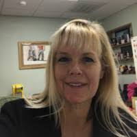 Renee Ladue's Instagram, Twitter & Facebook