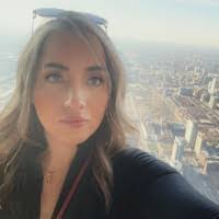 Adriana Aispuro's Instagram, Twitter & Facebook