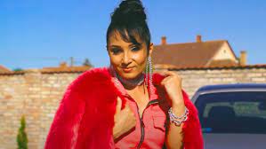 Listen to szoszi van by nótár mary, 3,084 shazams. Notar Mary Evekig Nem Kapott Penzt A Dalai Utan 24 Hu