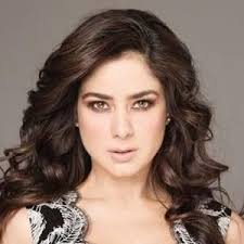 Watch Quererlo todo (2020) TV Series Online