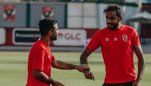 محمود عبد المنعم ( كهربا ) تقديم مهيب عبد الهادي ، ضيف الحلقة الكابتن محمود عبد تعالت أصوات جماهير الزمالك بالصافرات لحظة نزول محمود عبد المنعم كهربا لاعب الأهلى إلى ستاد. Ù…Ø­Ù…ÙˆØ¯ ÙƒÙ‡Ø±Ø¨Ø§ ØªØ§Ø±ÙŠØ® Ø­Ø§ÙÙ„ Ø¨Ø§Ù„Ø£Ø²Ù…Ø§Øª Ù„Ù†Ø¬Ù… Ø§Ù„Ø£Ù‡Ù„ÙŠ Ø§Ù„Ù…ØµØ±ÙŠ