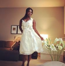 Motsi mabuse ist derzeit so richtig glücklich. Engel In Weiss Motsi Mabuse In Oktoberfest Laune Blumenmadchen Kleid Kleider Motsi Mabuse