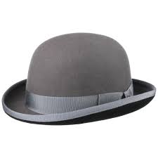 Niemiecka nazwa takiego kapelusza (melone), podobnie jak francuska (chapeau melon). Melonik Twotone Crushable By Lierys 541 95 Zl