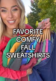 Move over crewnecks, our new v-neck sweatshirts are here 💛 #sweatshirt  #sweatshirts #sweatshirtsesaon #comfyclothes #comfyoutfits #casualoutfits  #womenswear #tiktokshop #tiktokfashion #fypシ ...