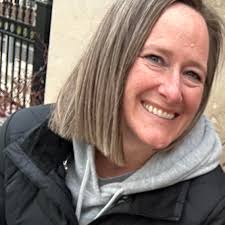 It doesn't have to be fancy to be good. 🥩 steak fingers… avail only at  lunch!