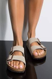 Birkenstock Soft Footbed Vs Regular Flat Feet Birkenstock Arizona Soft Footbed Sandal In 2020 Birkenstock Sandals Outfit Footbed Sandals High Heel Sandals Outfit