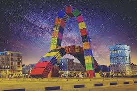 Le Port Des Etoiles C Est Plutot Sympa Le Havre Non Catene De Containers De Vincent Ganivet Merci Encore Tm Photographie De N Street Art Le Havre Art