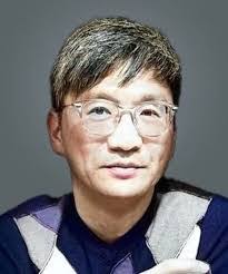 Evan Alvarez's Instagram, Twitter & Facebook