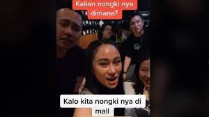Belakangan ini nama selebgram sekaligus tiktokers, denise chariesta ramai diperbincangkan warganet. Biodata Denise Chariesta Cewek Viral Orang Kaya Nongkrong Di Mal Disindir Artis Kini Masuk Tv Surya
