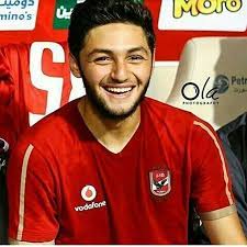 أصبح كريم نيدفيد واحدًا من نجوم الأهلي هذا الموسم بعد المستوى المتميز الذي قدمه ودفع الجهاز الفني للاعتماد عليه بشكل أساسي، قدم على أثره مردودًا متميزًا، نال به إشادة ودعم جماهير الأهلي. Ø¹Ø§Ø¬Ù„ Ø§Ù„Ø£Ù‡Ù„ÙŠ ÙŠØªØ®Ø° Ù‚Ø±Ø§Ø± Ù…ÙØ§Ø¬Ø¦ ØªØ¬Ø§Ù‡ ÙƒØ±ÙŠÙ… Ù†ÙŠØ¯ÙÙŠØ¯ Ø¯ÙˆØ±ÙŠ ÙˆÙƒØ§Ø³
