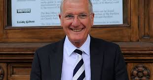 Former england captain bob willis, who took 325 test wickets and was a hero of the 1981 ashes, has died at the age of 70. Bob Willis Dead England Cricket Legend Passes Away Aged 70 Mirror Online
