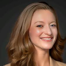 Employee Comings and Goings: Katie Jo Walter BA '09 Named Director of  Alumni and Parent Engagement • The Source • Lewis & Clark