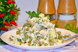 салат с морской капустой и крабовыми палочками и горошком Pin On Salat
