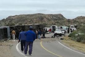 Un día de luto nacional o duelo nacional es un día o días marcados por el luto y las actividades de conmemoración que se observan entre la mayoría de la población de un país. Argentina Decreta Duelo Nacional Por Accidente De Autobus Que Dejo 15 Muertos Diario Digital Nuestro Pais