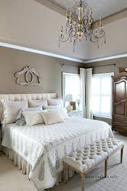 20 Neutral Bedroom Design And Decor Ideas To Add Simplicity And Charm To Your Bedroom Country Living Room Design Neutral Bedroom Design French Country Living Room