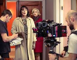 Petit meurtres d'agatha christie replay. Les Petits Meurtres D Agatha Christie Documentaire Programme Tv Replay