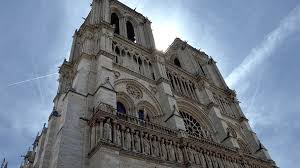 Maybe you would like to learn more about one of these? Carpenters Wow Public With Medieval Techniques At Notre Dame Constructconnect Com