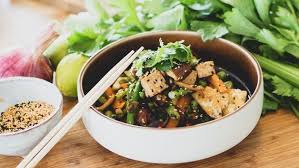 Rezept Tofu Mit Pfannengemuse Und Pilzen Ndr De Ratgeber Kochen Rezept In 2020 Rezepte Lebensmittel Essen Gebratene Pilze