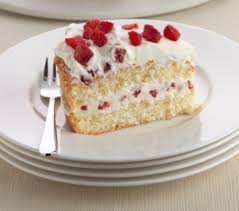 La torta paradiso con crema e frutti di bosco è un dolce preparato utilizzando come base la classica torta paradiso che viene arricchita con crema pasticcera al limone e frutti di bosco misti. Torta Paradiso Alla Panna E Lamponi Torte Al Cioccolato