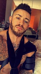 Pairs champion team usa member figure skater/coach @outdoorvoices use code icegirlash texas tiktok: Who Is Ashley Cain Former Footballer And Ex On The Beach Hunk Starring In Five Star Hotel Who Dated Chloe Khan Mirror Online