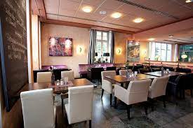 Das restaurant befindet sich mitten im stadtzentrum von neuss. Bilder Weisses Haus Neussweisses Haus Neuss Wir Sorgen Fur Gutes Essen In Neuss Die Richtige Musik Freundliches Personal Und Alles Was Sie Wunschen