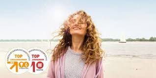 Frau Am Strand Energie Wasser Energie Leben