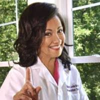 Maya Leon's Instagram, Twitter & Facebook