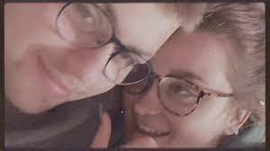 Georgina Graves's Instagram, Twitter & Facebook