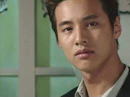 Autumn in my heart cast (after 21 years) featured cast: Kdrama Tweets On Twitter My Mom Is Rewatching Autumn In My Heart And This Is My First Time To See This Drama I Was Shocked To See Song Hye Kyo S Timeless Beauty