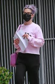 If you like you can check latest kelly osbourne photos. Yvmv5i0hlhp0ym