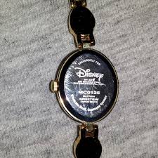 During an ordinary day in hundred acre wood, winnie the pooh sets out to find some honey. Disney Winnie The Pooh Watch Collectors Weekly