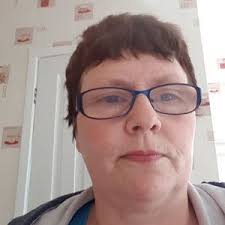 Lorraine Griffiths (@lorraine987654)