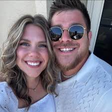 Taylor Marie Barker (@tmariejewitt) • Facebook