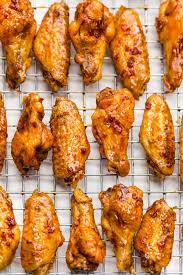 Crispy Baked Chicken Wings Crunchy Wings With A Fraction Of The Calories Because They Baked Chicken Wings Chicken Wing Recipes Baked Baked Chicken Wings Oven