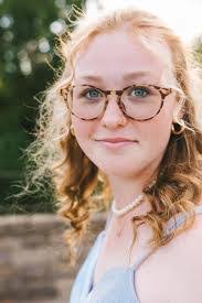 Katie Swift's Instagram, Twitter & Facebook