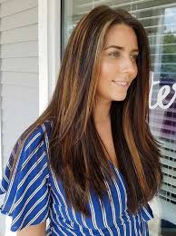 Dark brown hair with caramel highlights. 30 Breathtaking Ideas For Styling Your Caramel Highlights