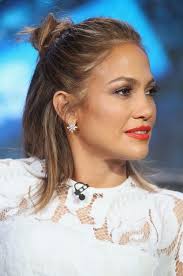 Jennifer Lopez Yarim Topuz Half Bun Hair Style Sac Renkleri Sac Stilleri Sac