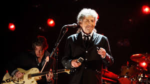 Robert allen zimmerman, ist viel, sehr, vielleicht auch viel zu viel geschrieben, gesprochen und gestritten worden. Bob Dylan Whiskey Distillery To Open Fall 2020 In Nashville