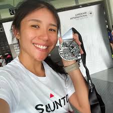 A new mindset breakthrough today! It's a 10km run and I've been stuck with  55 minutes for a long time! Wanted to breakthrough a new timing today and  I'm happy with 53