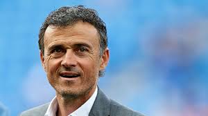 Mauro tassotti elbowed luis enrique in 1994, right in the face and made him bleed profusely, and in some of you may remember daniele de rossi elbowing brian mcbride right in the face in a very. Spain Need Luis Enrique For His No Nonsense High Risk Approach