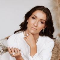 30+ "Daisy Hunt" profiles