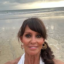 Aimee Martinez (@aimsmoo) • Instagram photos and videos