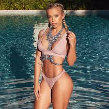 Tammy Hembrow - Free pics, galleries & more at Babepedia