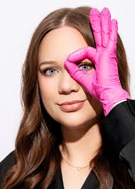 Hi, I'm Vanessa Fitzgerald! It's been about two years since I last shared a  headshot of myself—being