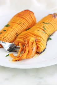 Courge Butternut Rotie Au Four Facon Hasselbak Facile Recette Courge Butternut Courge Doubeurre