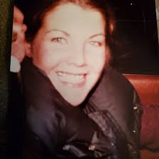 Lyle Lovett was live.