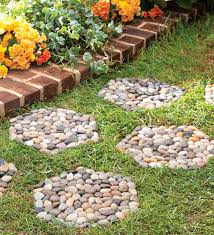 Jeder stein hat seinen platz beim anlegen eines steingartens. Gartengestaltung Mit Steinen Und Kies 26 Ideen Fur Gartendeko